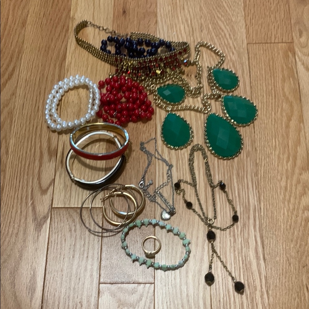 Jewelry bundle